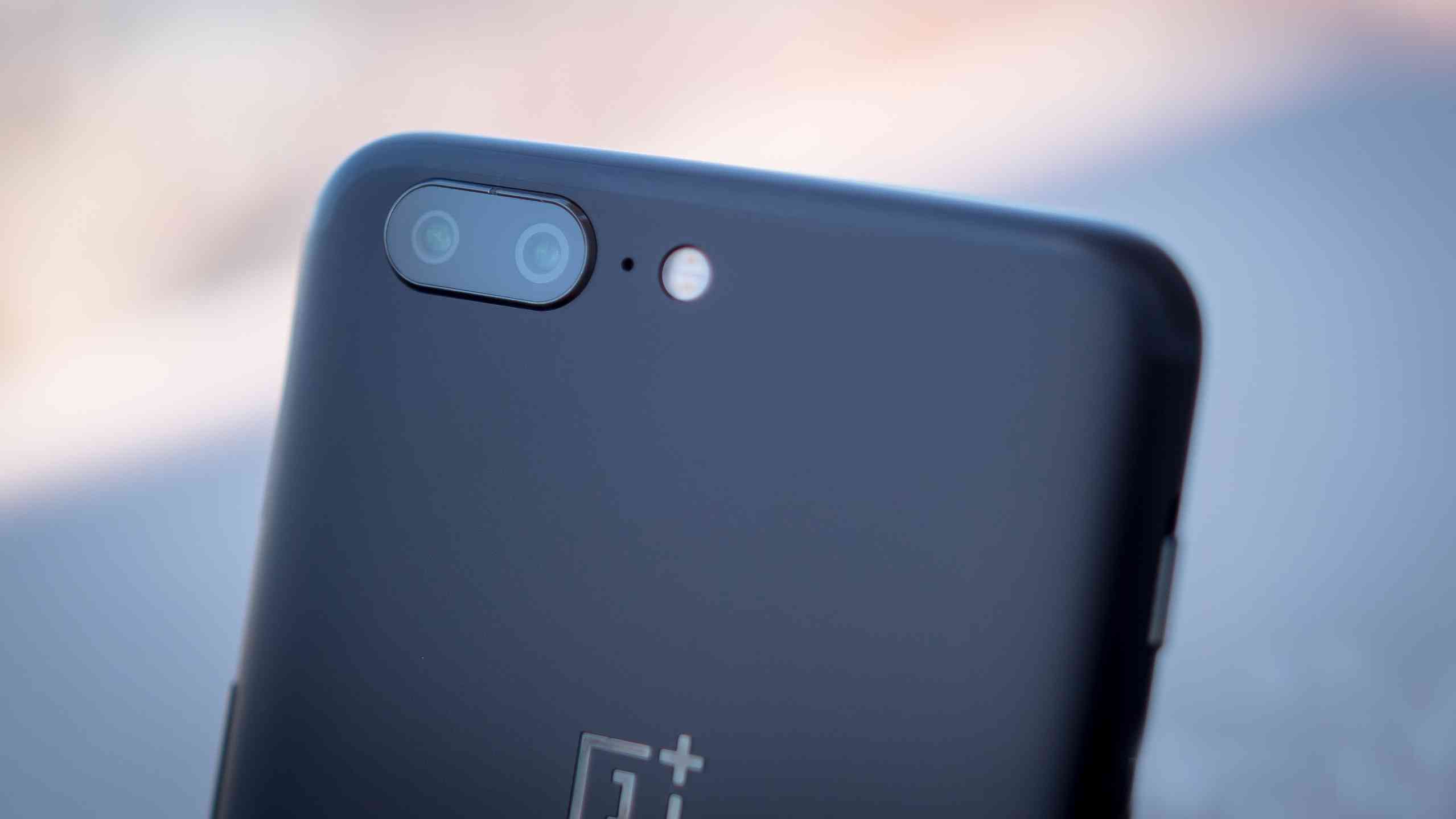  OnePlus 5T