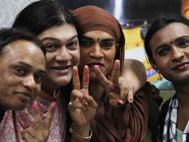 identity cards to the transgenders