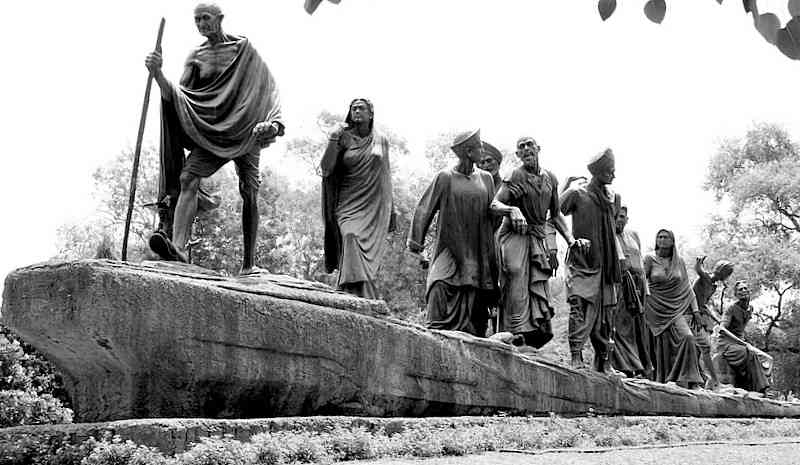 à¤¦à¤¾à¤‚à¤¡à¥€ à¤®à¤¾à¤°à¥à¤š à¤•à¥€ à¤¤à¤¸à¥à¤µà¥€à¤°