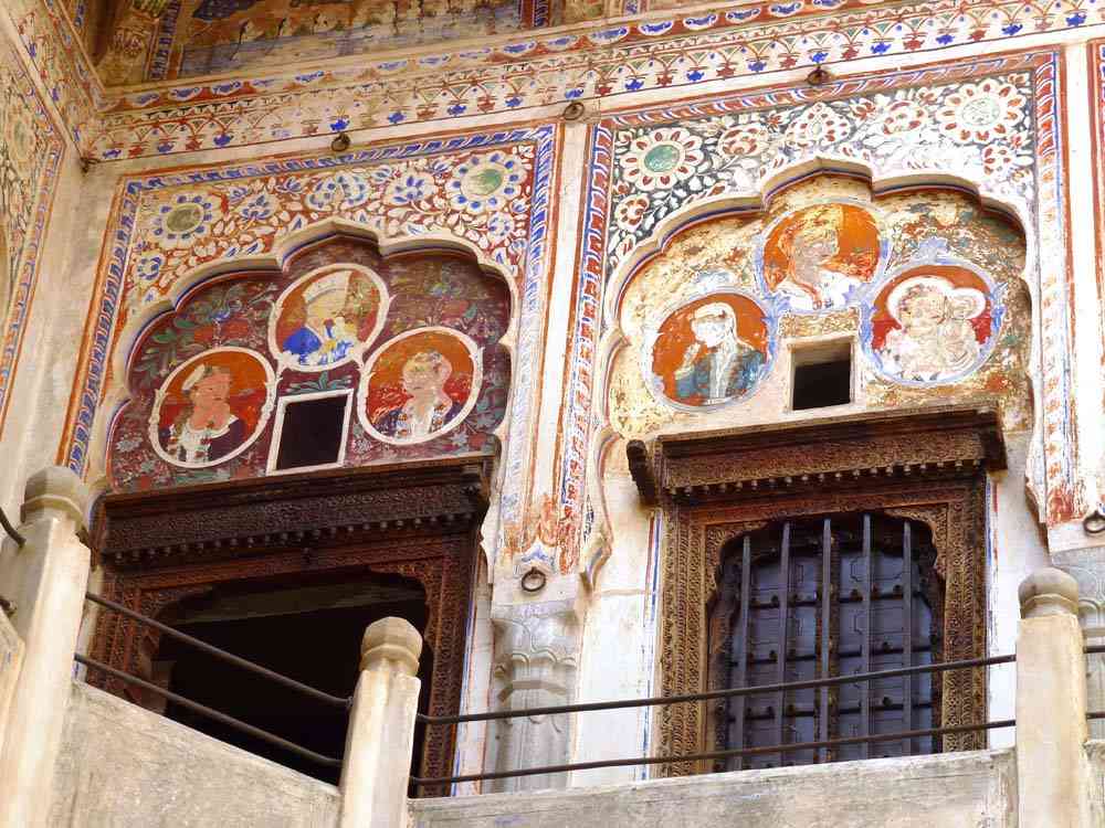 wall art haveli nawalgarh