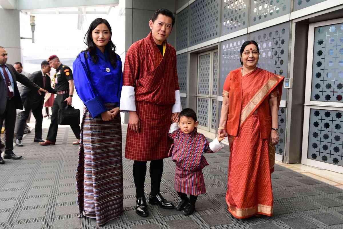 bhutan king on india tour