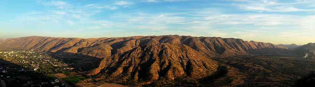 panoramic view of the foothills of Taragarh