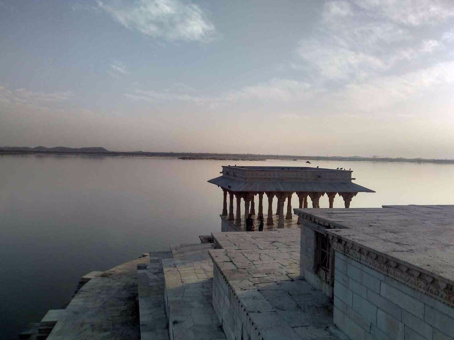 Nau Chowki Nine Pavilions at Rajasamand Lake