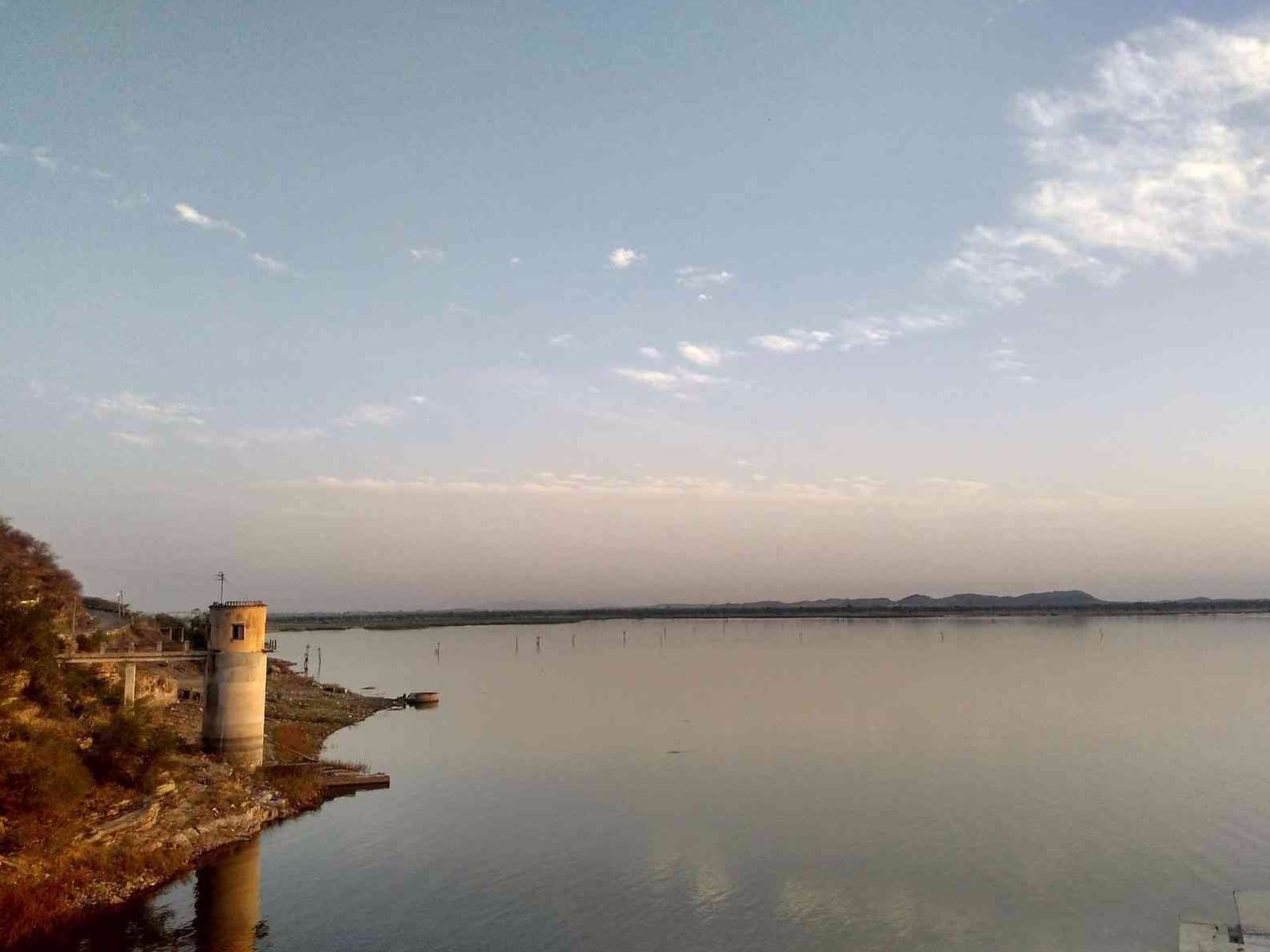 Nau Chowki Nine Pavilions at Rajasamand Lake