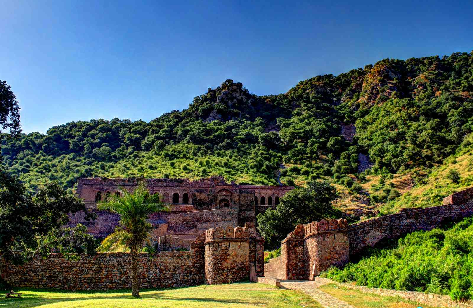 Bhangarh Fort 