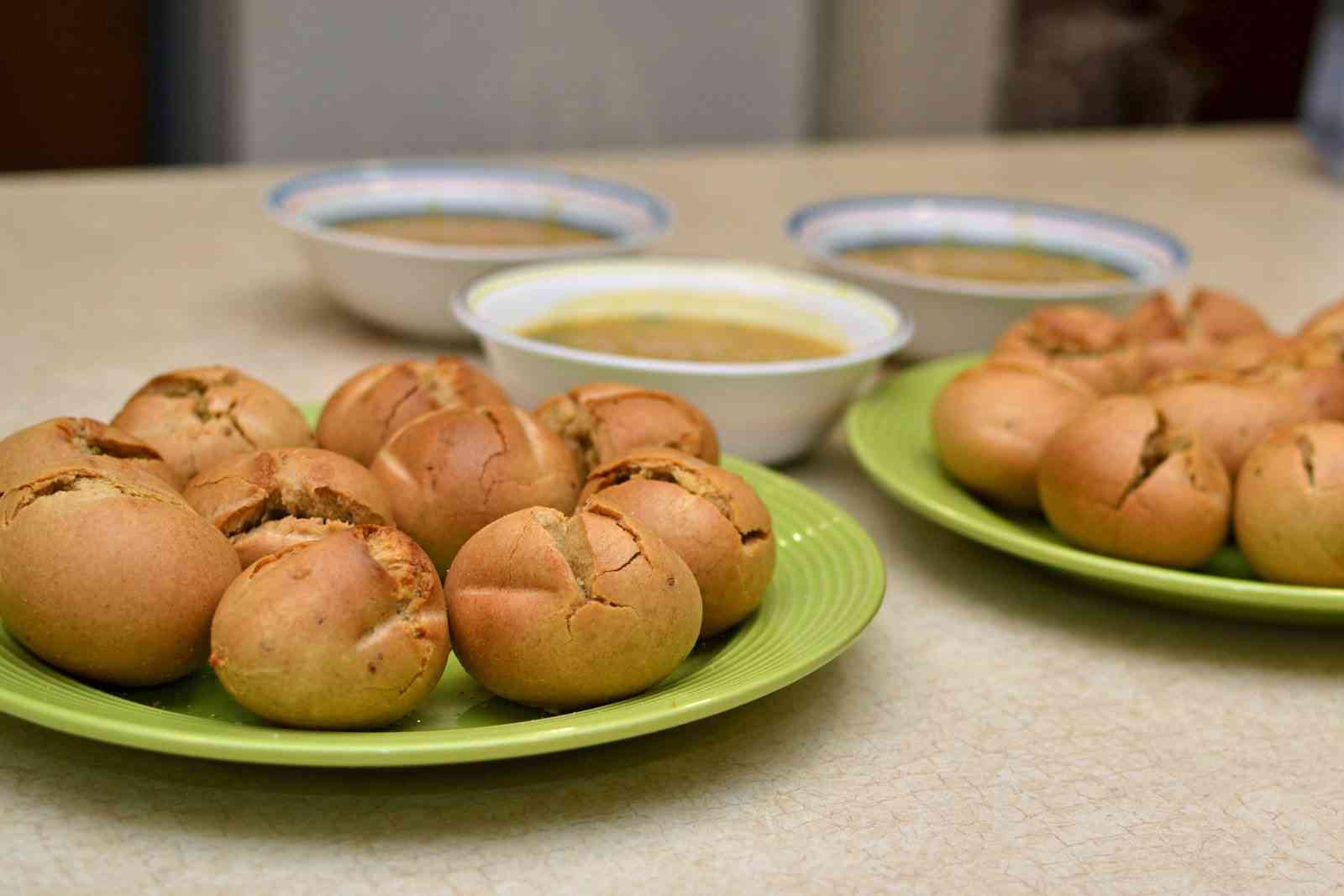 Daal Bati 