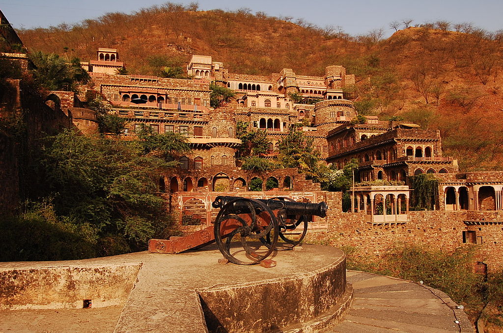 Hotel Neemrana Fort Palace.