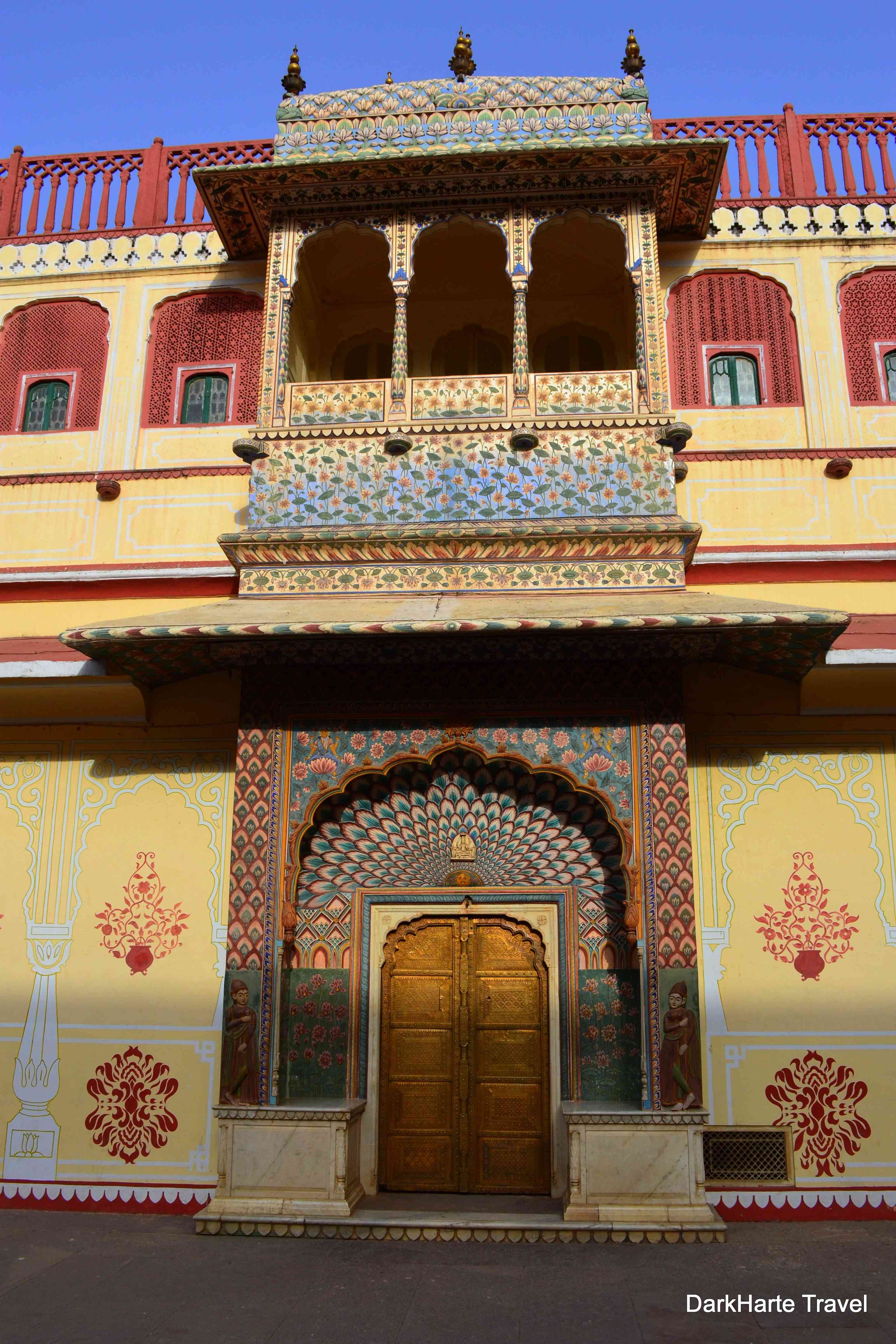 The Southwest Lotus Gate, dedicated to Shiva and Parvati, represents the summer season.