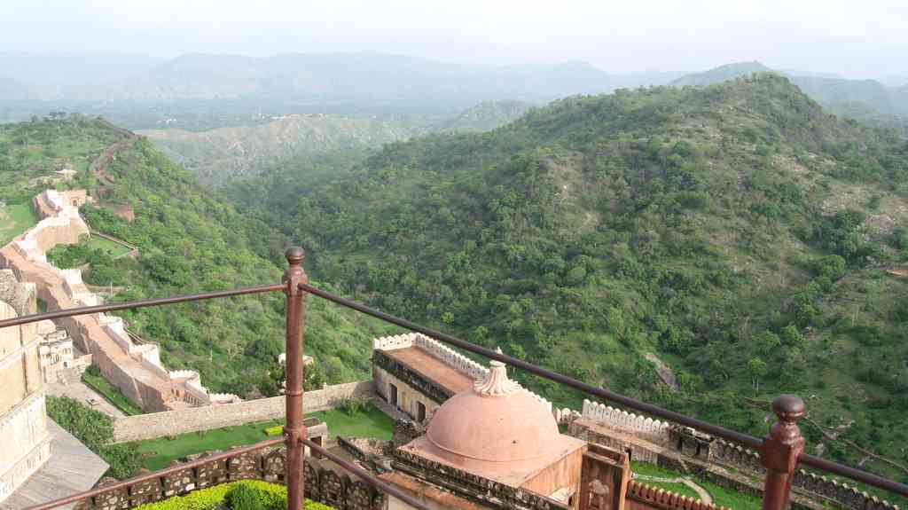 Badal Mahal Kumbhalgarh Fort bird eye view