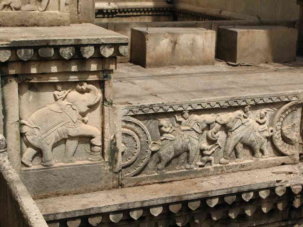 Raniji ki Baori