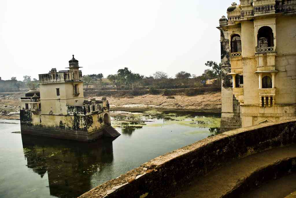 padmini palace chittorgarh
