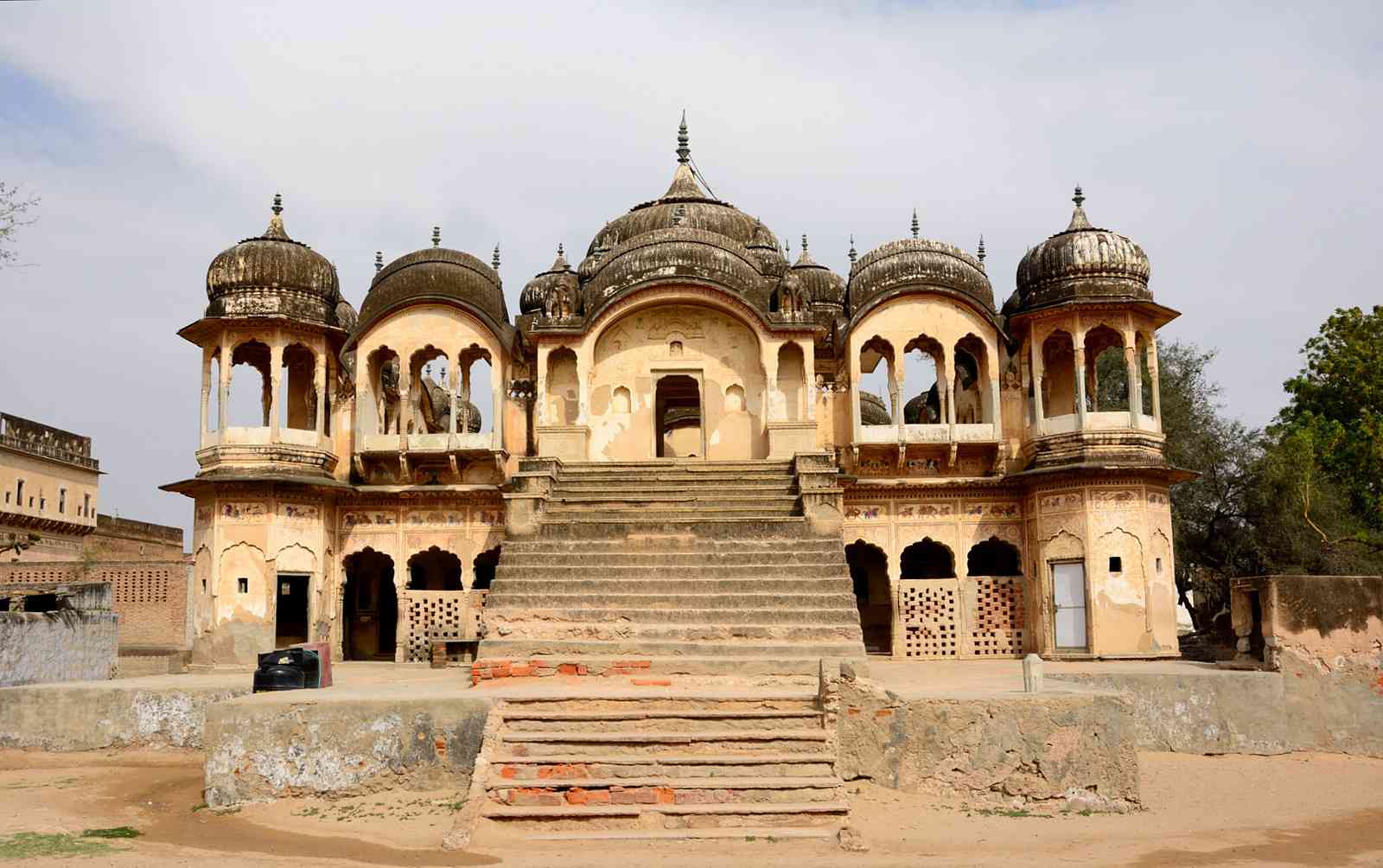 Mahansar Mahal

