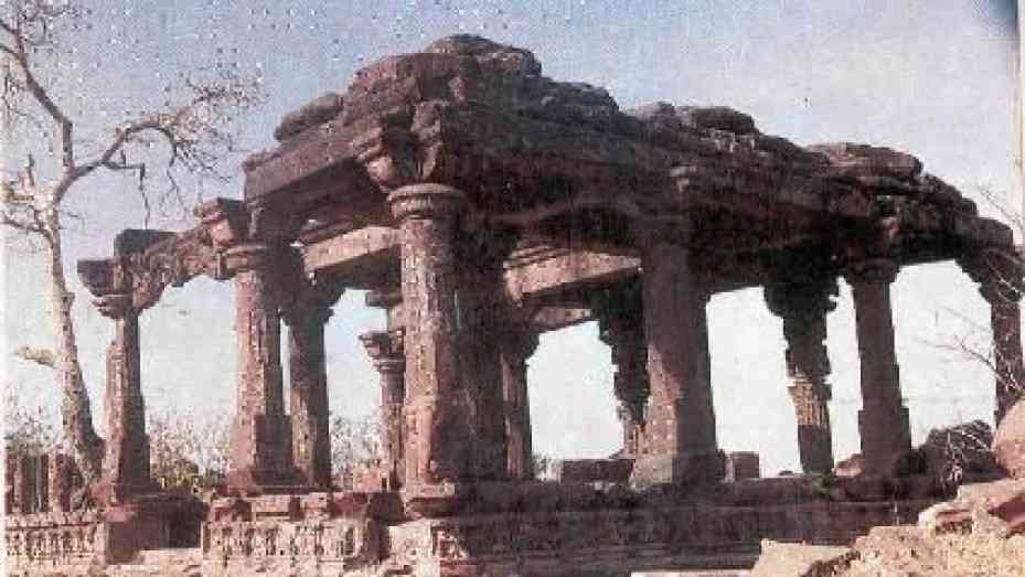 Ruins of Kakuni Temple Complex