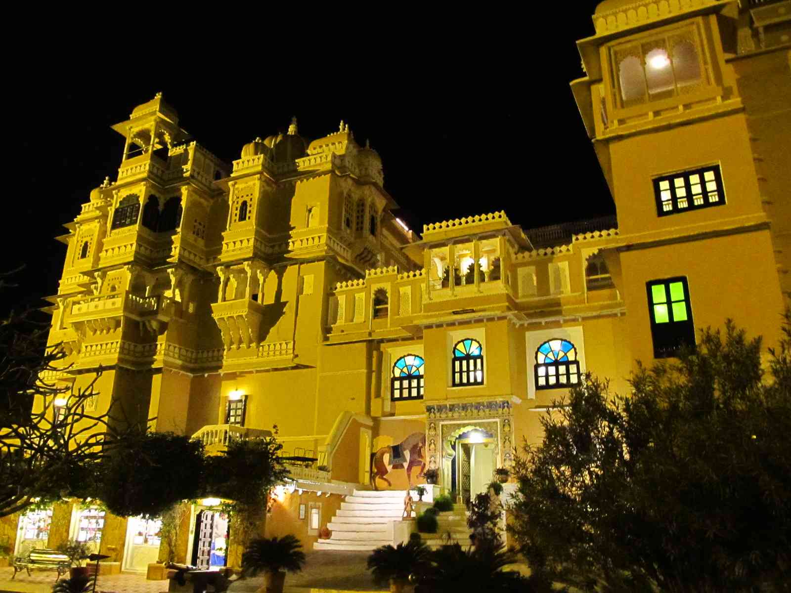Deogarh Mahal