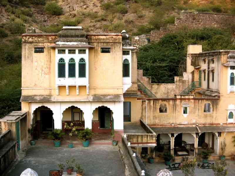 bhadrajun fort royal rajwada