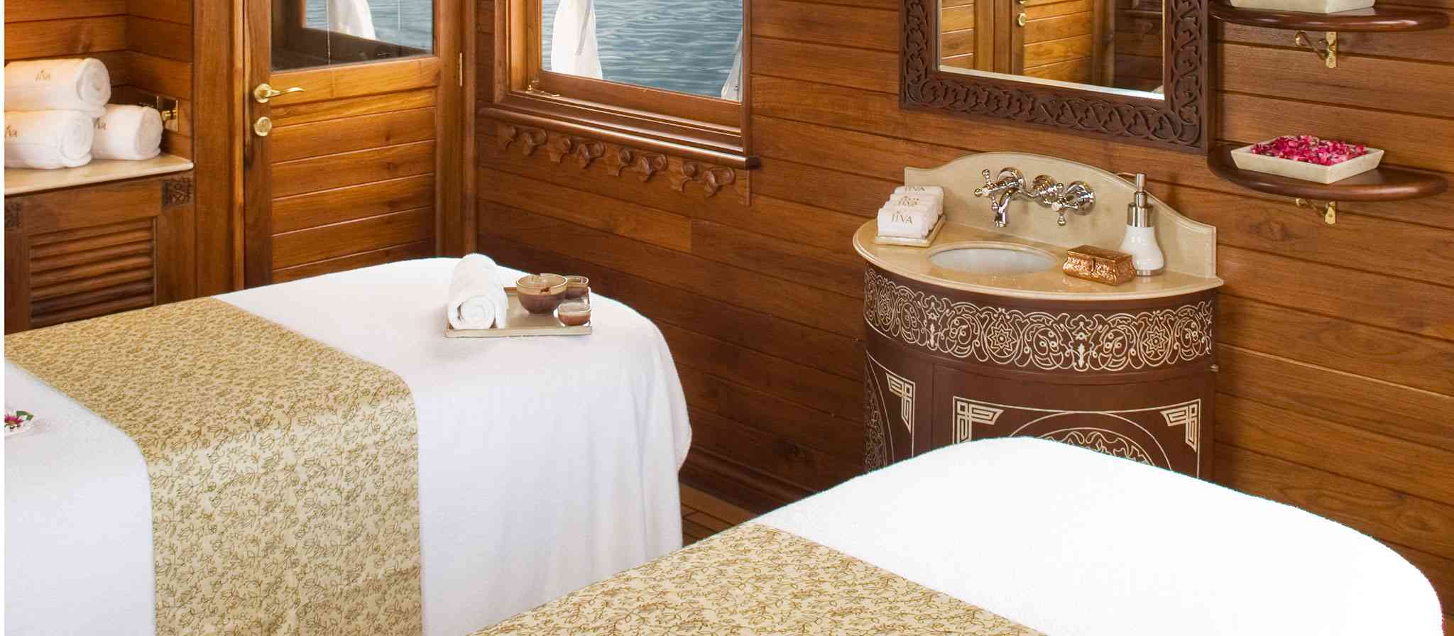  Jiva Boat Spa, Udaipur
