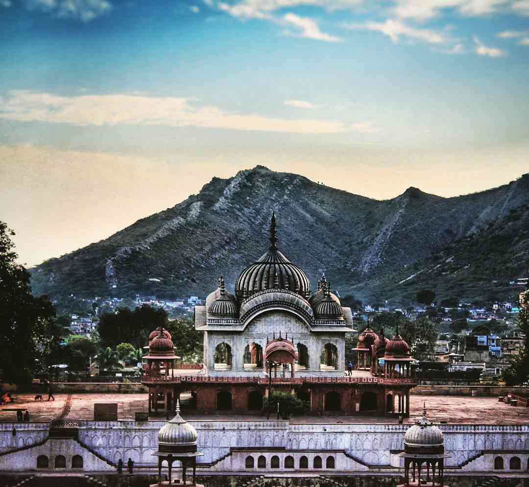 Moosi Maharani ki Chhatri 