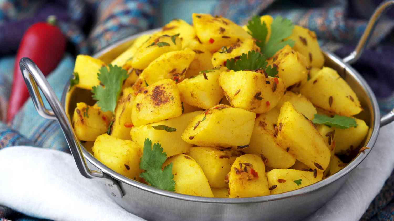 Jeera Aloo aka Potatoes with Cumin Seeds