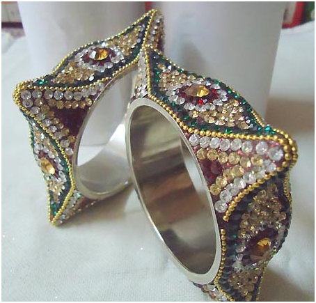 Unconventional Lac bangles