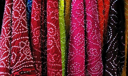 traditional tie and dye bandhani