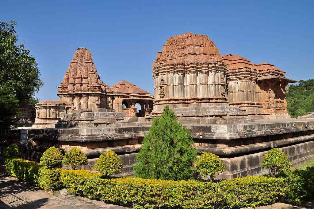 Sahastra Bahu Temples