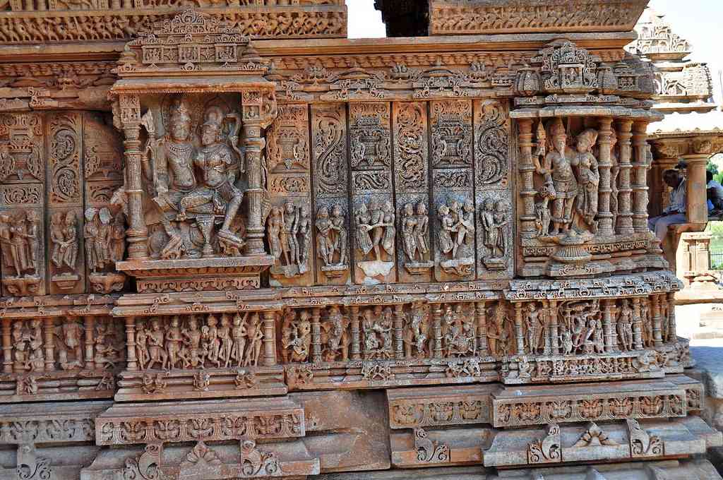 sas bahu temple udaipur