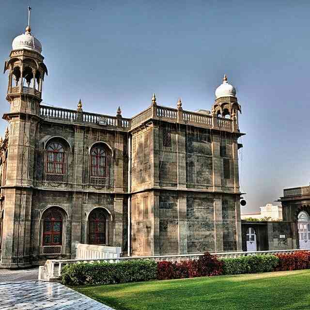 Mosque Fakhri Mazar