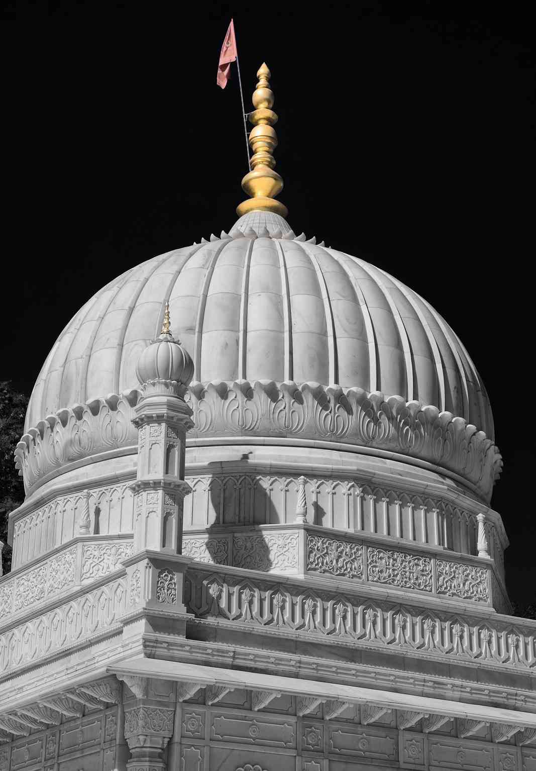 Dome of Syedia Fakhruddin Shaheed, Goliyakot