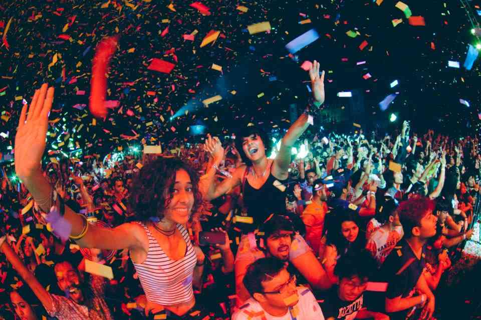 nh7 weekender images