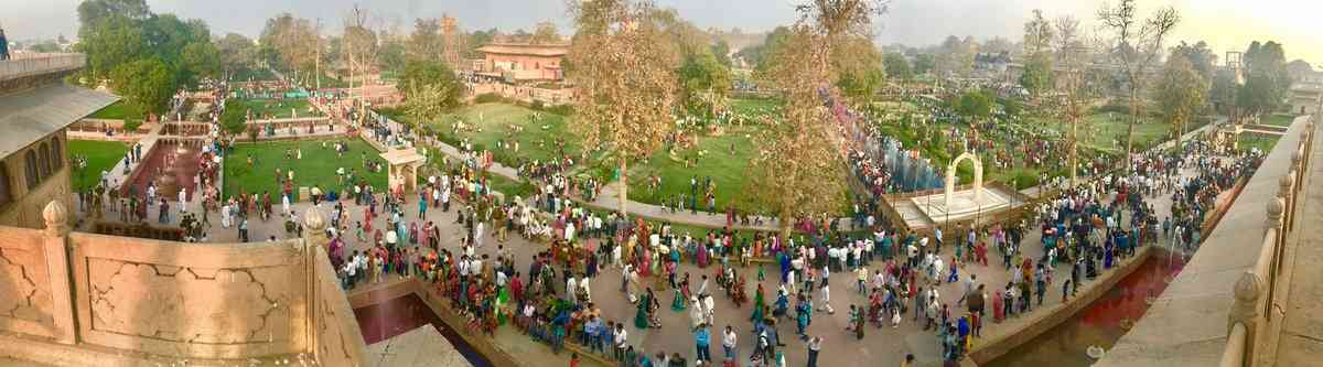 Braj Holi Festival, Bharatpur